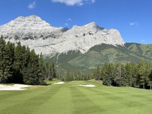 Kananaskis (Mt Kidd) 15th Approach